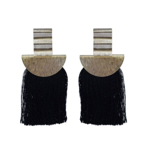 black wave fan tassel