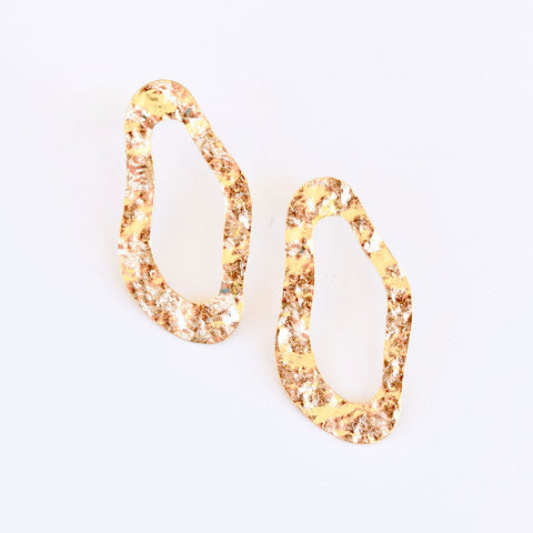 Distorted Oval Stud