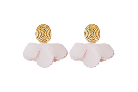 pale pink thumbprint flutter