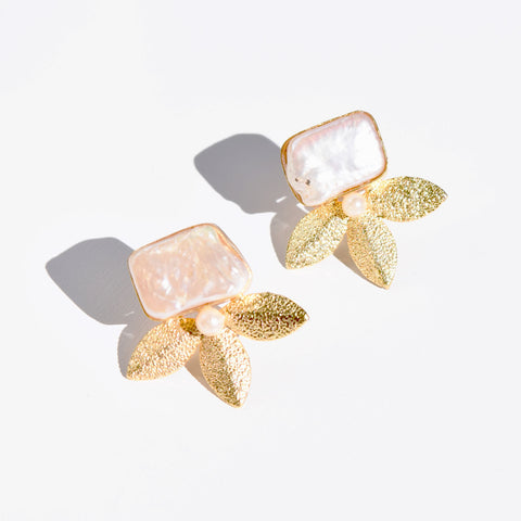 Small Mother of Pearl Petal