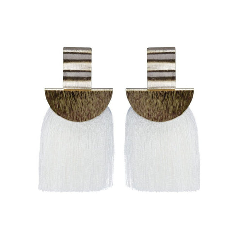 white wave fan tassel